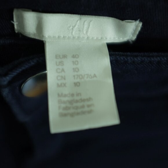 H&M dark blue chino denim shorts rolled size 10 - Picture 3 of 3